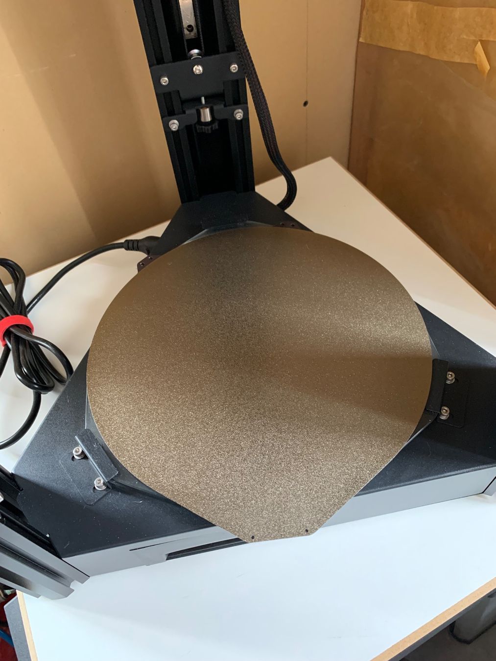 Stampanti 3D: Imprimante Delta 3D Filament FLSun SR – Usato da La Chaux-de-Fonds venduto da Aminos 2