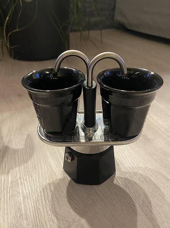 Bialetti Macchine per caffè & Macchine per espresso: 2 Kaffeekocher Bialetti und Godmorn – Nuovo (secondo la descrizione) da Wetzikon ZH venduto da Andrea02071985