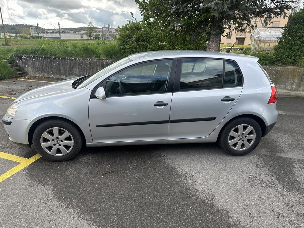 VW Golf 5 1.6 FSI