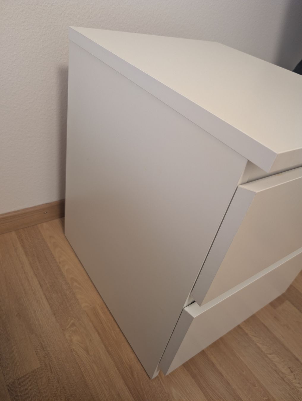 Ikea Comodini: 2 IKEA MALM white bedside table with 2 drawers – Usato da Zürich venduto da zai_2kss 1