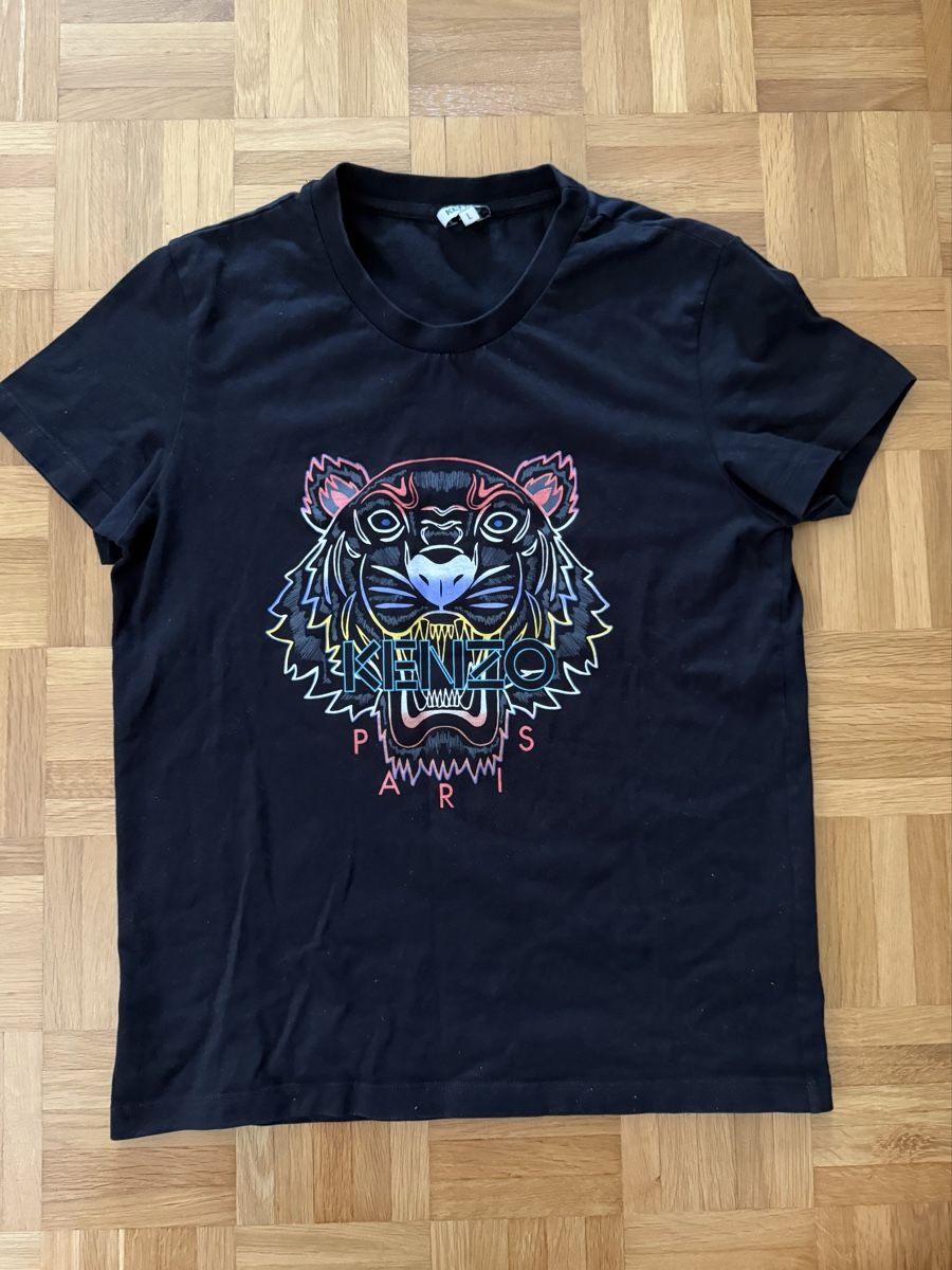 Kenzo T-shirt: Original KENZO Tshirt – Nuovo (secondo la descrizione) da Binningen venduto da zoemaya