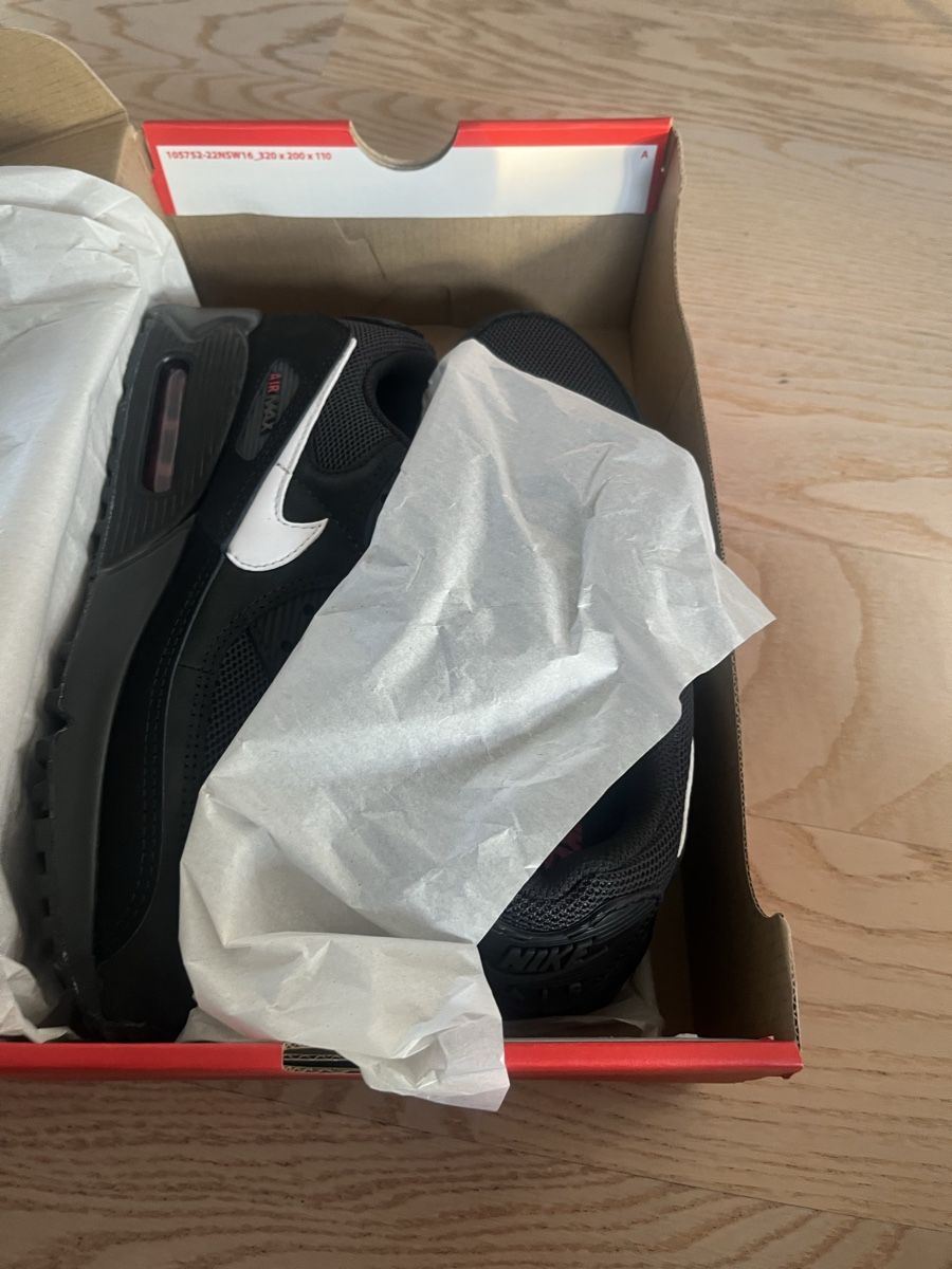 Nike Scarpe da uomo: Nike Air Max 90 Black/White Anthracite, Size EU 41 – Nuovo e nell'imballaggio originale da Wallisellen venduto da chris456 4