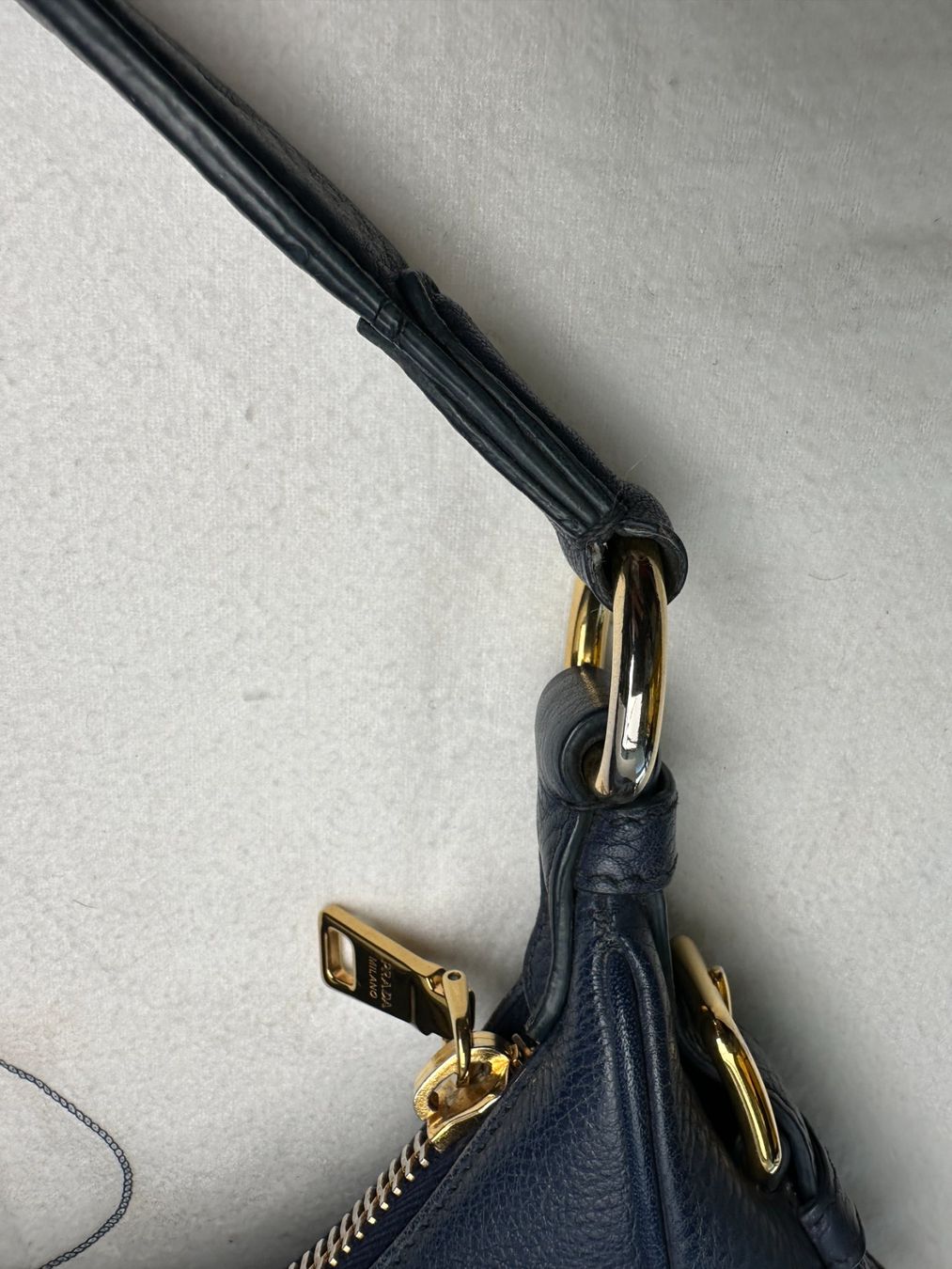 Prada Taschen für Damen: Prada Vitello Daino Hobo + dust bag – Gebraucht aus Genève von rosebud635 9
