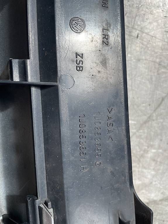 Tutti pezzi di ricambio auto: Vw Golf 4 Teile original  – Usato da Uttigen venduto da power87 1