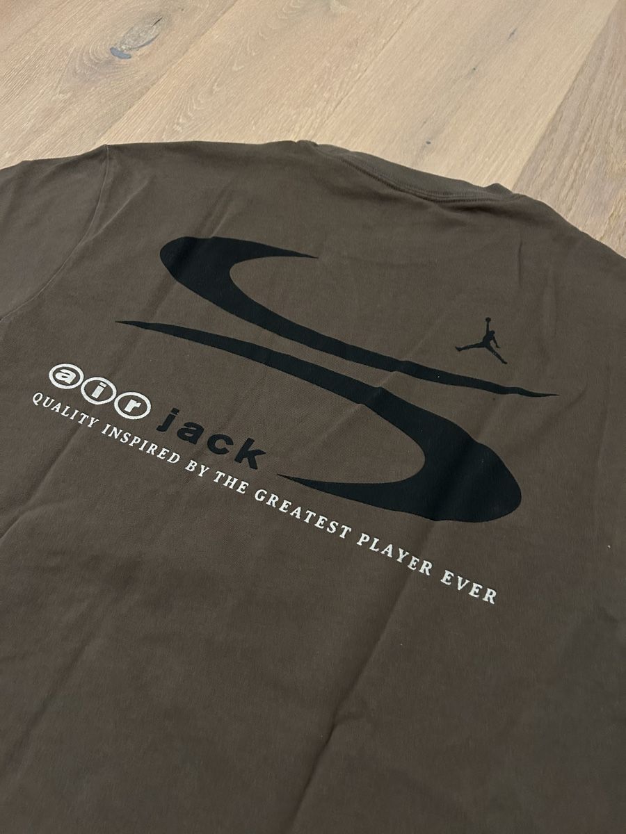 Jordan T-shirt: Jordan x Cactus Jack T-shirt – Nuovo (secondo la descrizione) da Schlosswil venduto da dagtz10 2