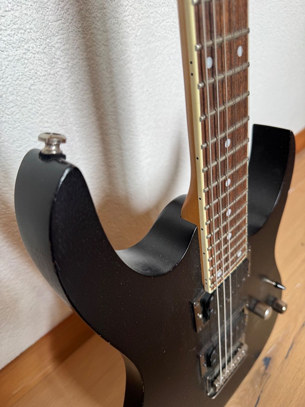 Ibanez Strumenti musicali: Ibanez RG321MH E-Gitarre – Difettoso da Flawil venduto da hallyi