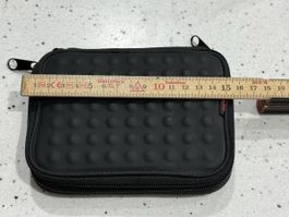 Kleines schwarzes Schutzetui für Harddisk/Kamera, sehr gut e