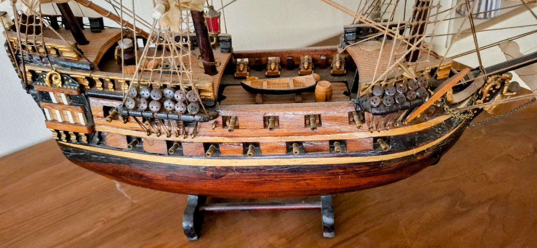 Modellbausätze & Standmodelle: Handgefertigtes Schiffsmodell (1965) ca. 50 cm – Gebraucht aus Frauenfeld von mwb_77c9 9