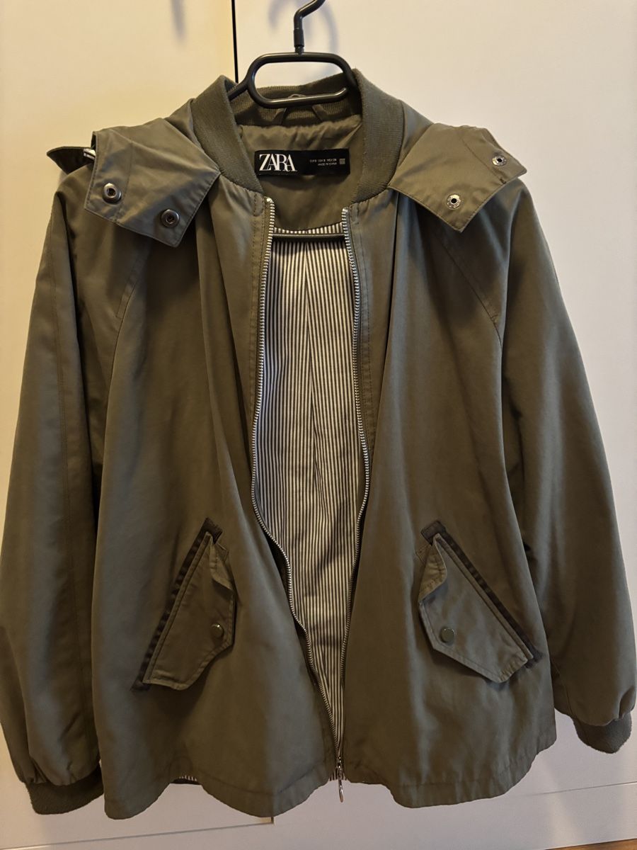 Zara Jacken: Frühlingsjacke – Gebraucht aus St. Gallen von Ramonaru