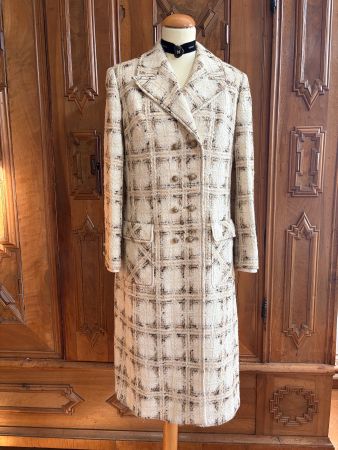 „Ein echtes Schmuckstück“ – TWEED VINTAGE Mantel   Größe: M