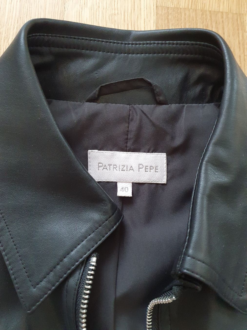 Patrizia Pepe Jacken: Frühlingsjacke - Patrizia Pepe mit Blumenprint – Neu (gemäss Beschreibung) aus Wettingen von __Dom__ 3