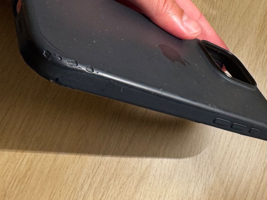 Apple Cover & Protezioni schermo: iPhone 16 Pro Max Hülle Silikon Schwarz – Usato da Zürich venduto da fresh0001 2