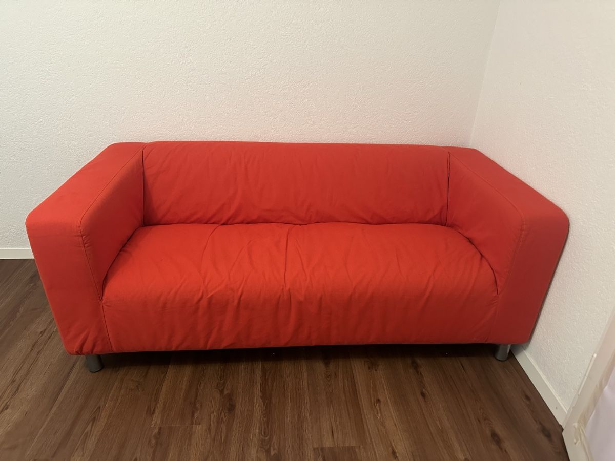 Sofas: Rotes Sofa  – D'occasion à Kilchberg par Kim_alicia