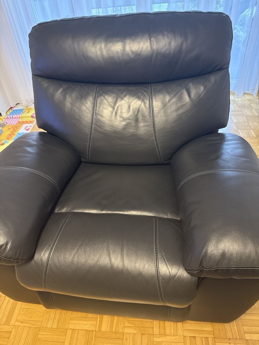 Divani: 3-sitzer Sofa, 2-sitzer Sofa, Sessel  – Nuovo (secondo la descrizione) da Dübendorf venduto da Fjolla.01 1