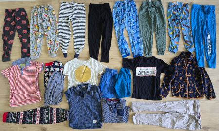 Kleiderpaket Hosen 20 Stück Junge Grösse 128 6-8 Jahre