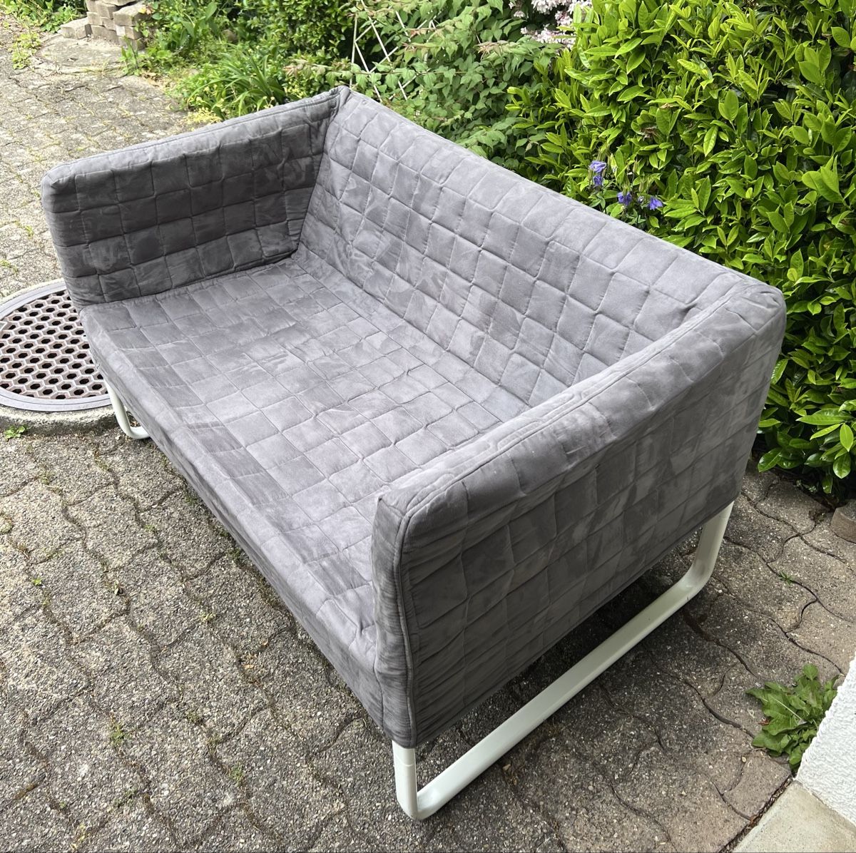 Ikea Sofas: Graues kleines Ikea Sofa ab 1.- – Gebraucht aus Illnau von evelineundamelie 1