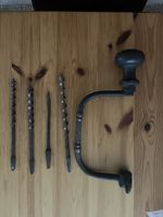 Antiker Handkurbelbohrmaschine mit 4 Bohrern guter Zustand