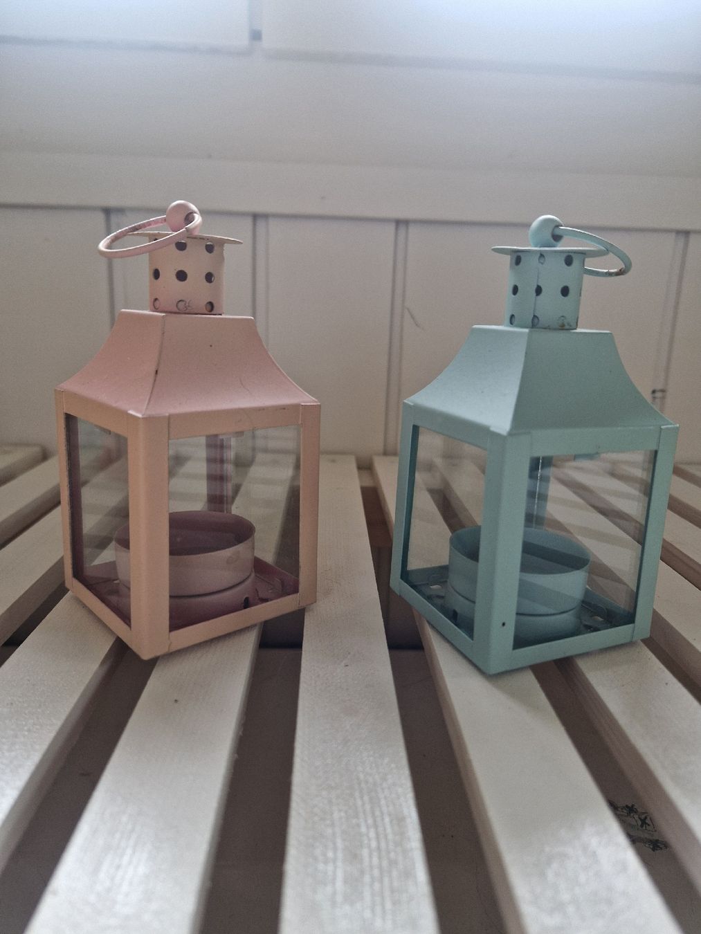 Lanterne: 2 kleine Laternchen,  rosa und hellblau – Usato da Weggis venduto da Oswadan 1