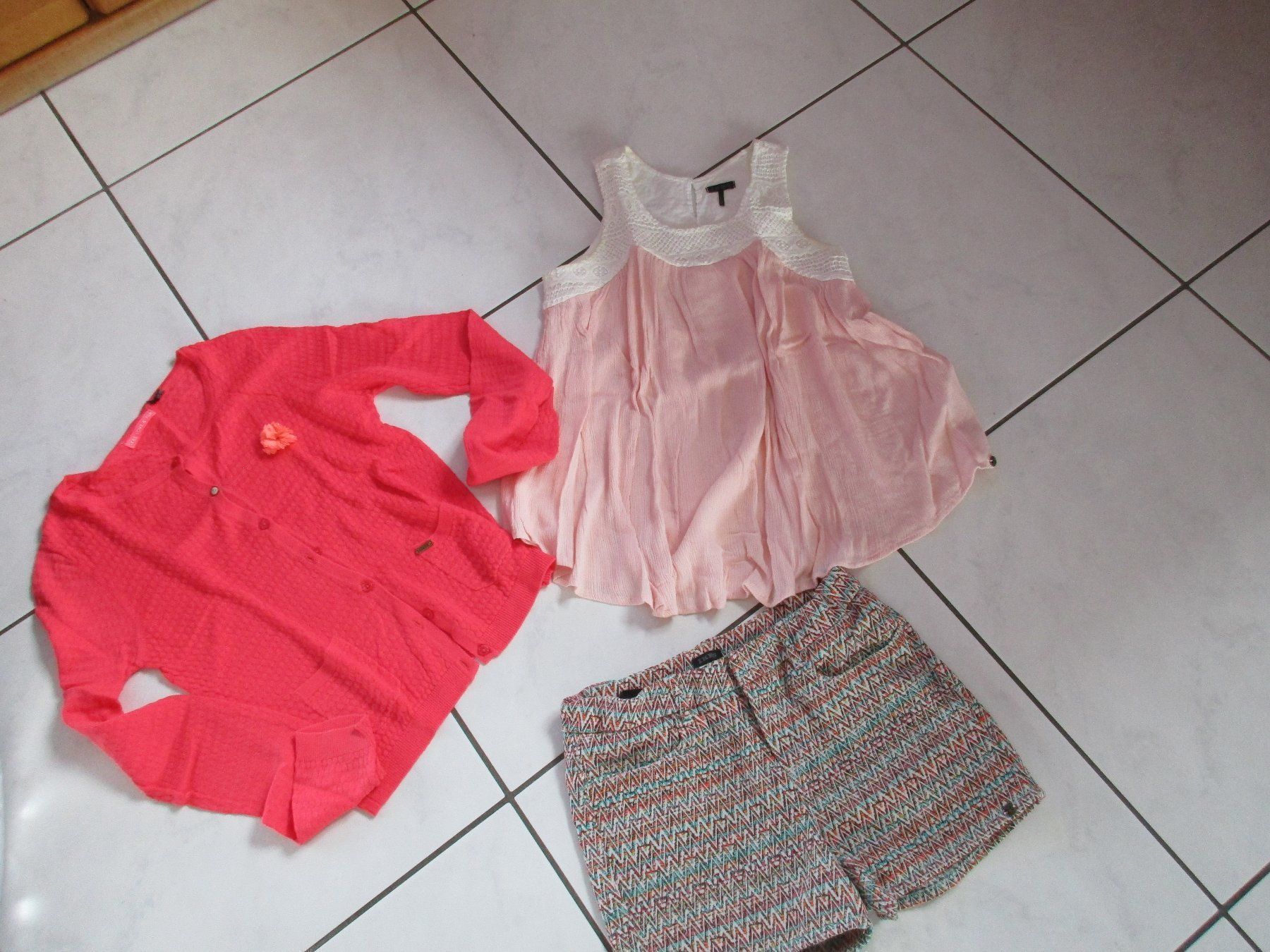Camicette, T-shirt & Top: IKKS tunique 10ans/140cm – Nuovo (secondo la descrizione) da domdidier venduto da picolo99 3