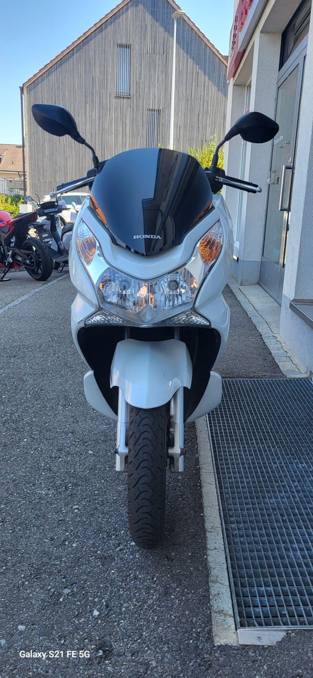 Honda Scooter: Honda PCX 125 – Usato da Bättwil venduto da paul74 1