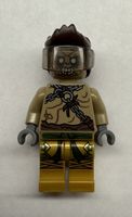1Lego Figur Minifigur Zombie mit Helm .