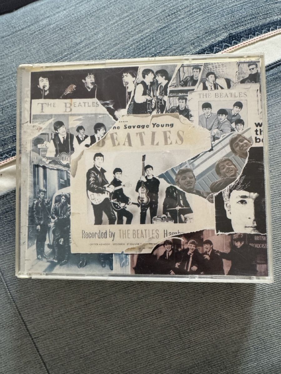 CDs: The Beatles CD Anthology Live Hamburg – Gebraucht aus Zürich von Graes23
