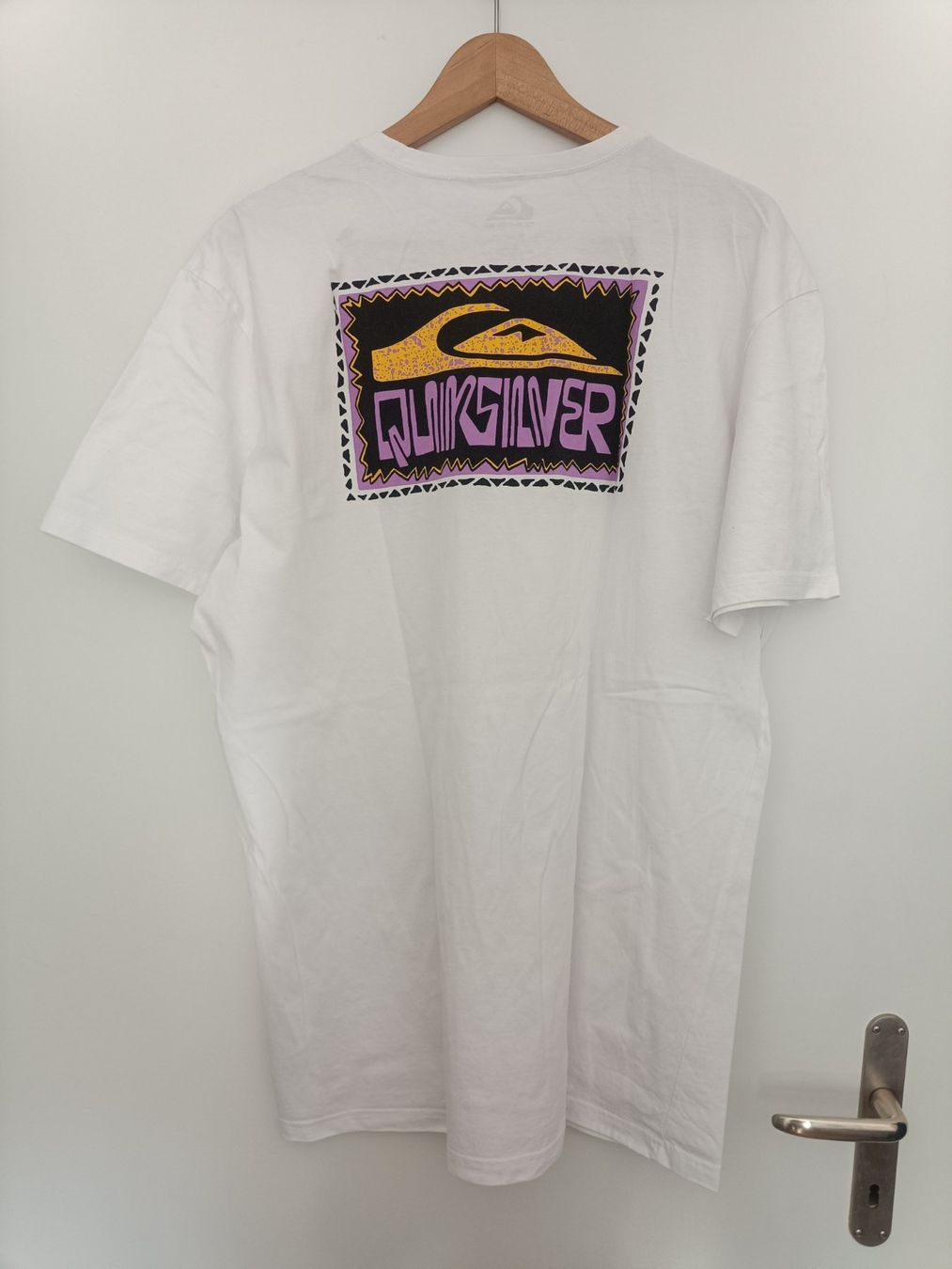 Quiksilver T-Shirts: Quicksilver tshirt weiss mit logo – Neu (gemäss Beschreibung) aus Zürich von nin_jl89 1