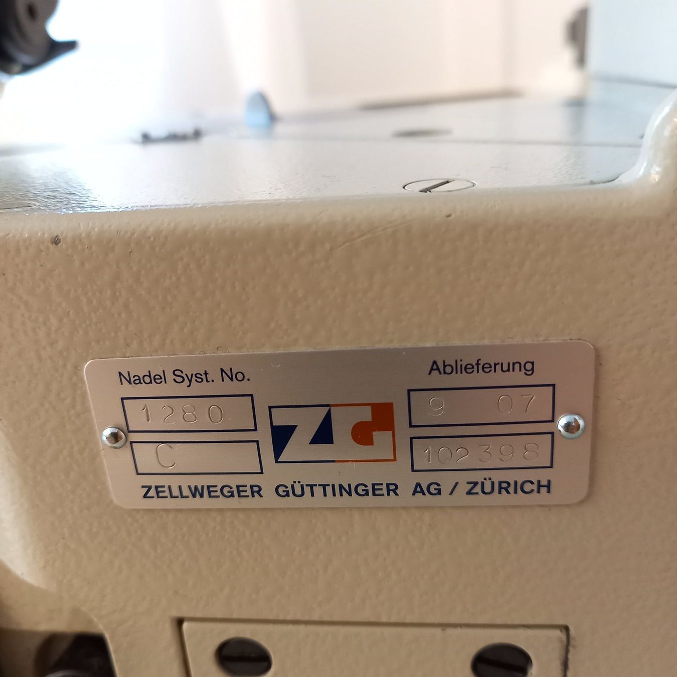 Dürkopp Nähmaschinen: Schnellnäher Industriemaschine Dürrkopp Adler – Gebraucht aus Lichtensteig von mondkleider 5