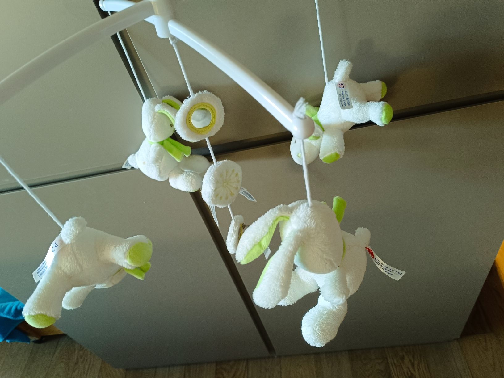 Spielzeuge: Mobile mit Stofftierchen – Gebraucht aus Buchs SG von nic_bd5f 2