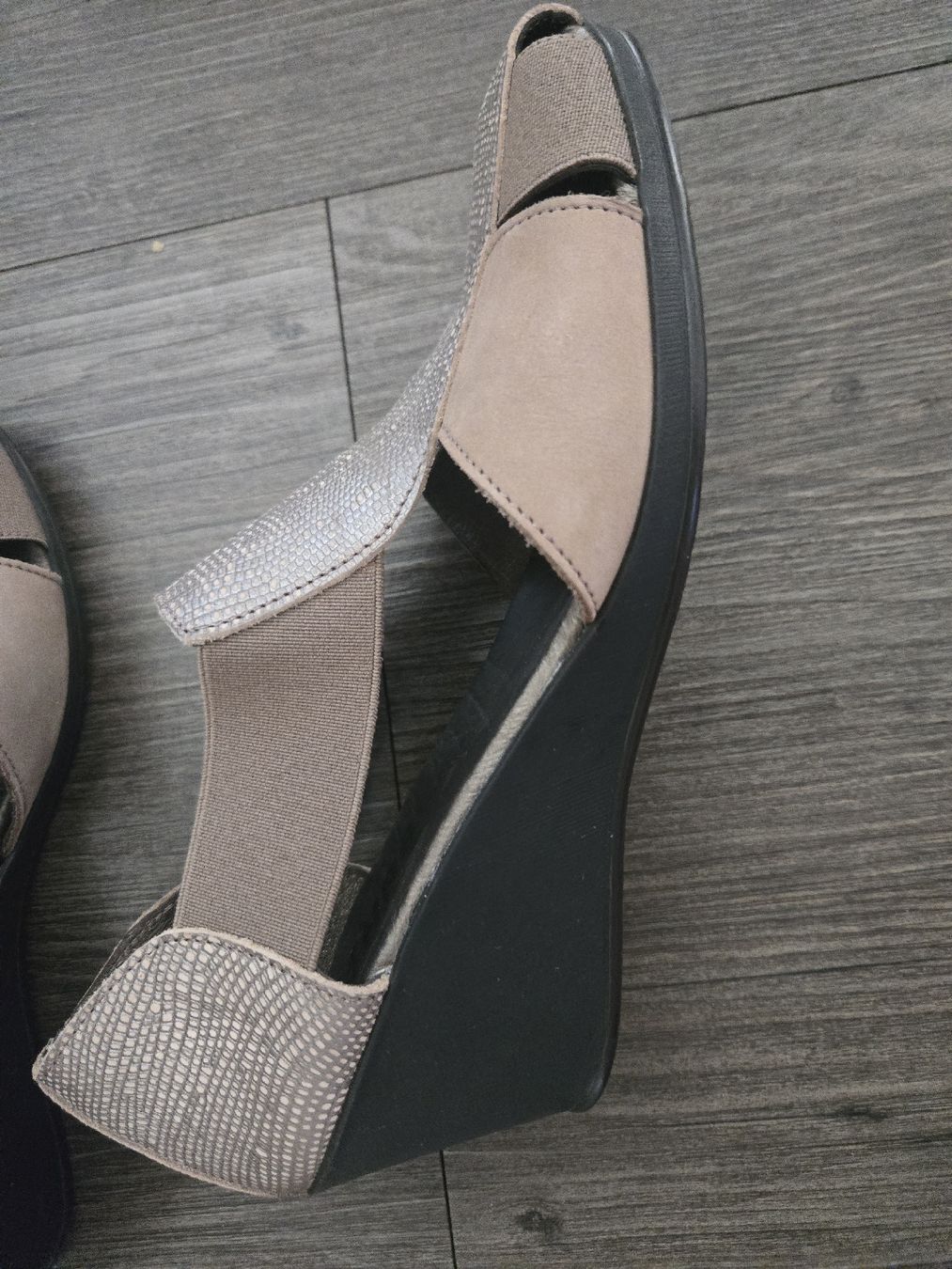Damenschuhe: 24HRS Schuhe – Gebraucht aus St. Niklaus VS von BrittaR 3