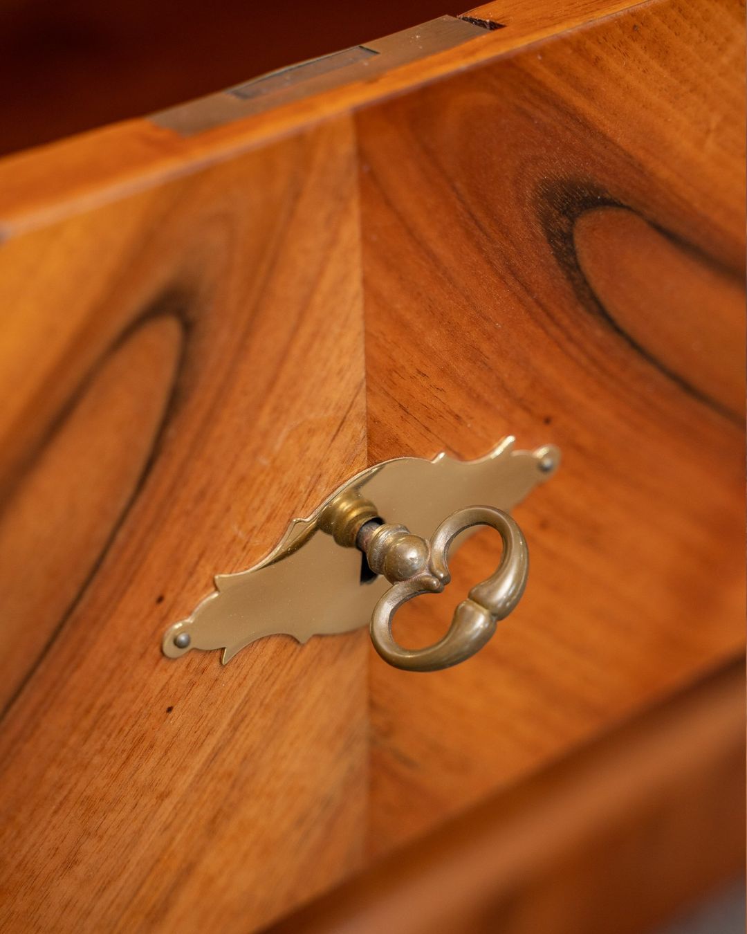 Commodes: COMMODE BIEDERMEIER – D'occasion à Moutier par Vintage-signature 3