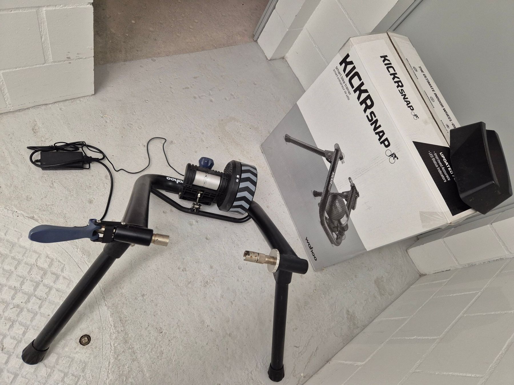 Wahoo Hometrainer: wahoo kickr snap (rollentrainier) – Usato da Safnern venduto da architetto_81 1