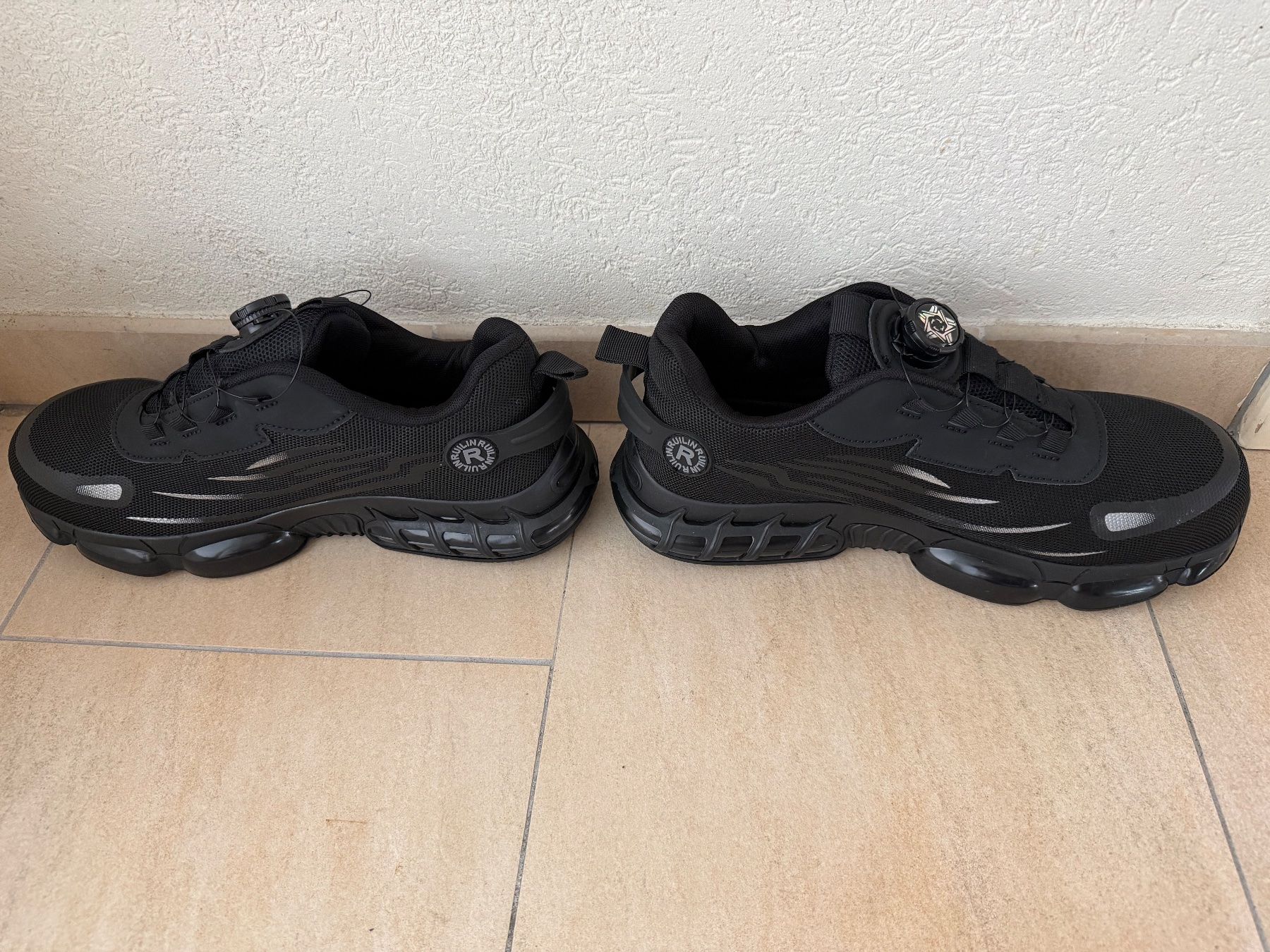 Chaussures hommes: Chaussures de Sécurité S3, Embout en Acier, p. 45 – D'occasion à St-Gingolph par GoldenKeys 4