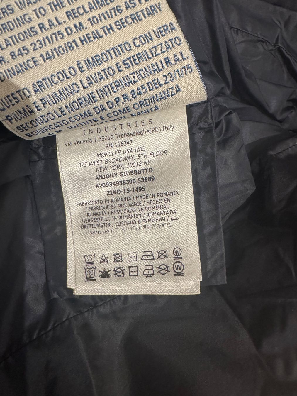 Cappotti: Moncler wunderschöner Uebergangs Mantel, 2-3 36-38 – Usato da Klingnau venduto da Markus14 3