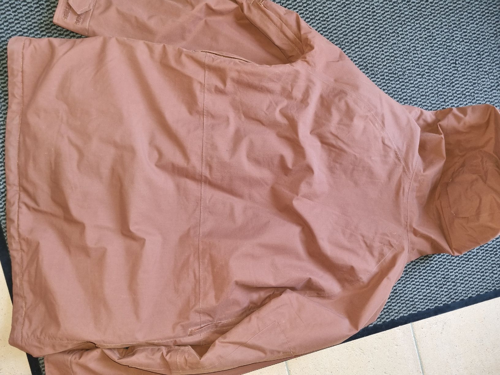 Burton Jacken: Ski-/Snowboard Jacke BURTON – Gebraucht aus Bätterkinden von luk_6kmj 5