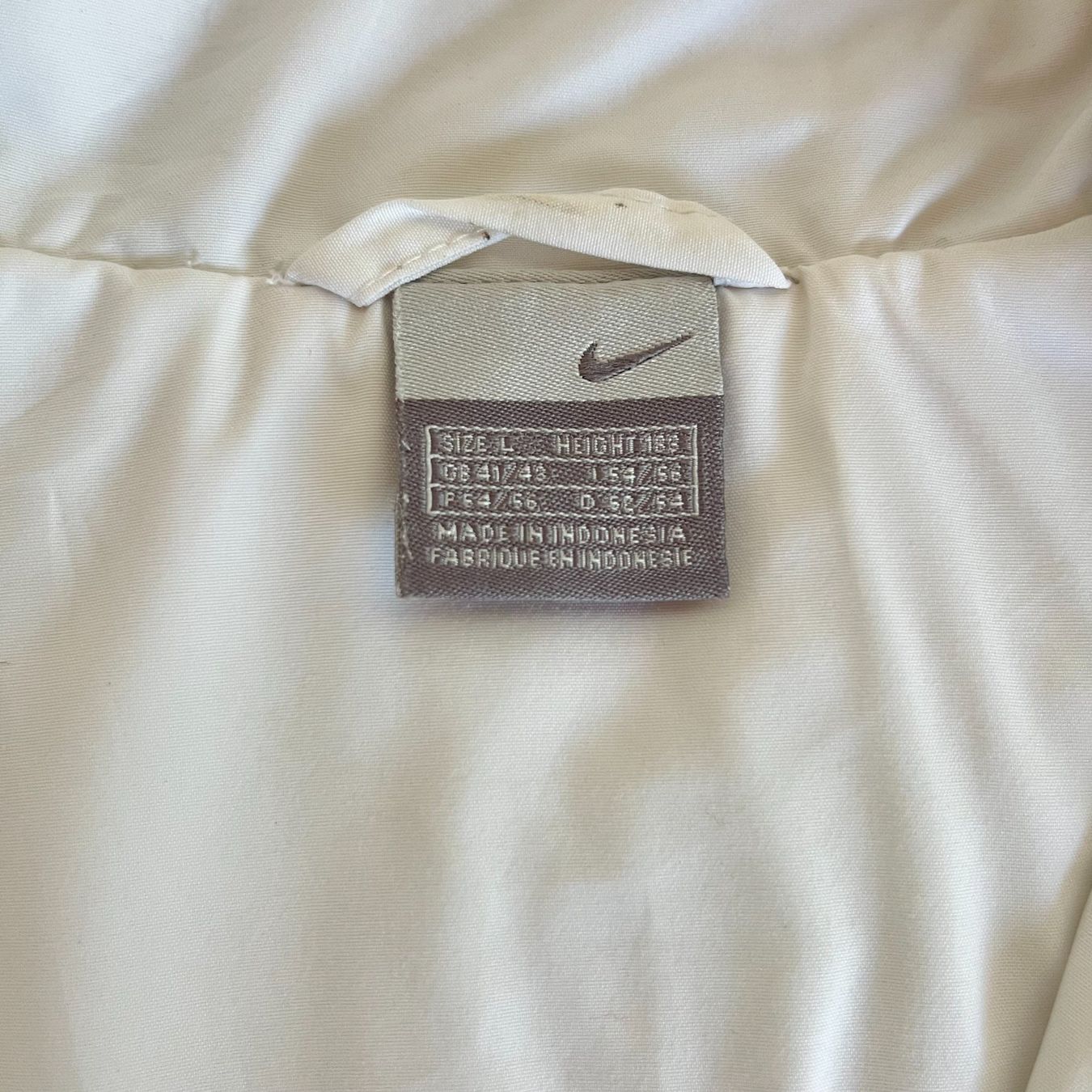 Nike Giacche: Vintage Nike Trackjacket (L) – Nuovo (secondo la descrizione) da Chamoson venduto da Sapoloshop 3