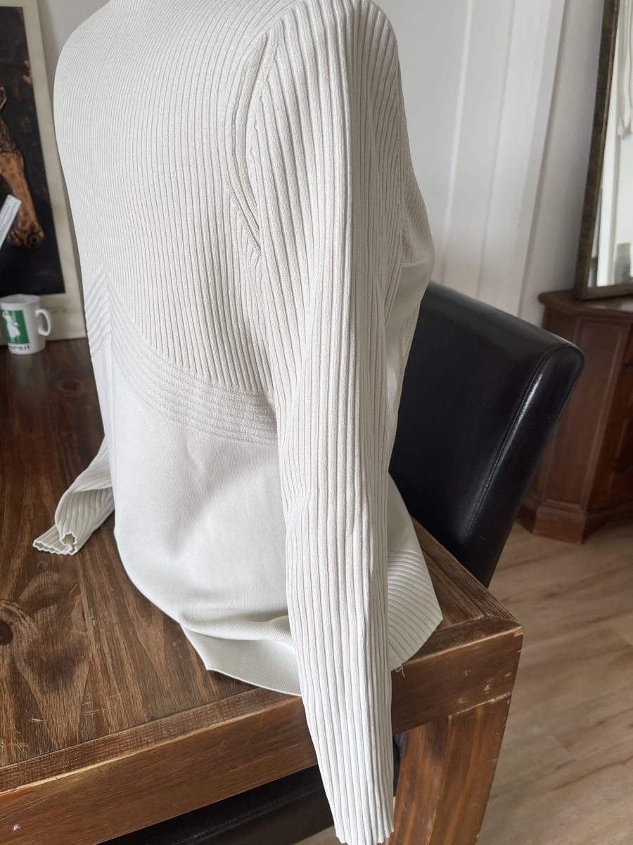 Cos Maglioni & Felpe: Joli Pull COS  L beige claire comme neuf – Nuovo (secondo la descrizione) da Kloten venduto da Vermicelles 3