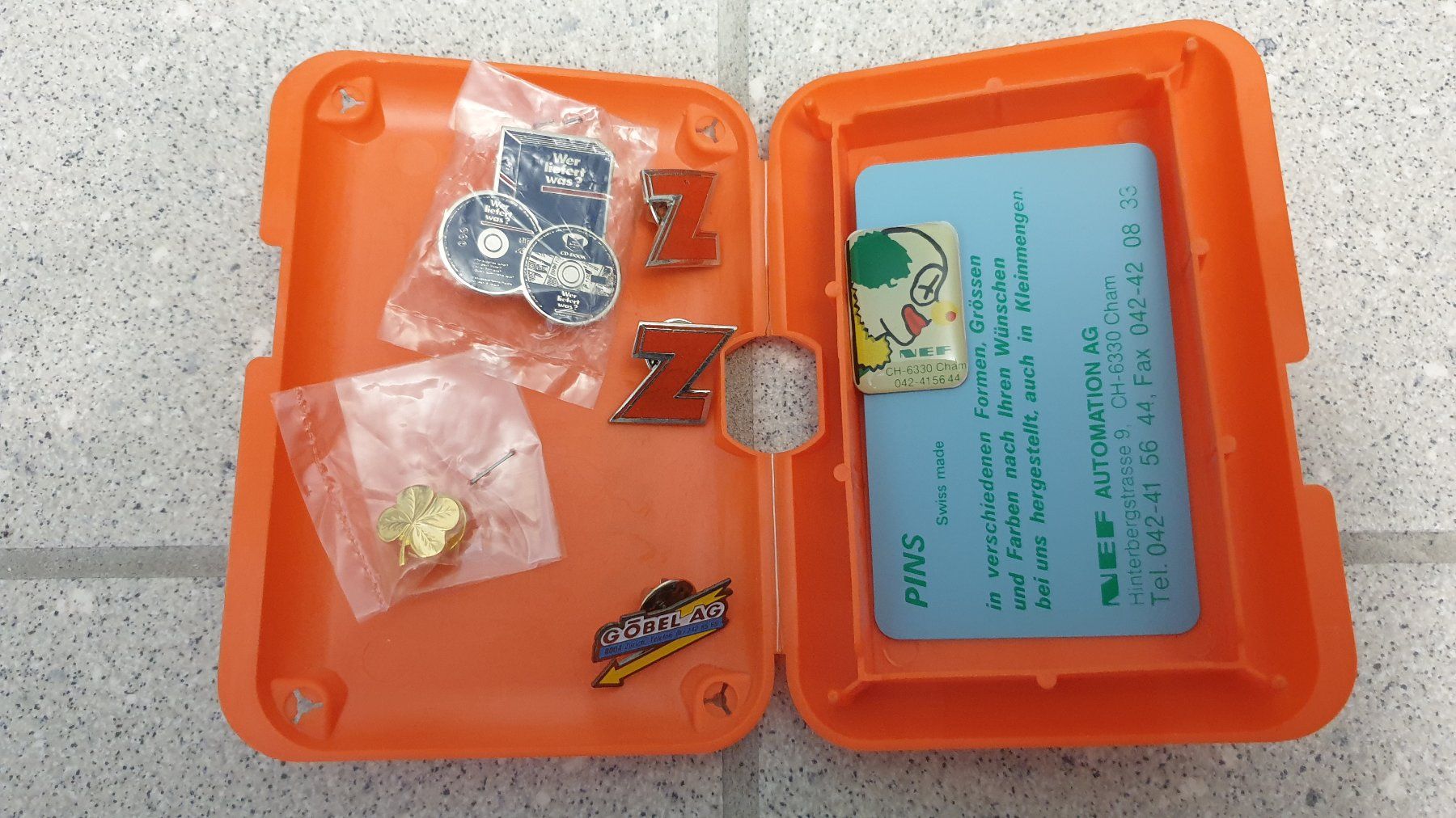 Broschen & Nadeln: Kleine PIN-Kollektion – Gebraucht aus Stäfa von Supertramp73