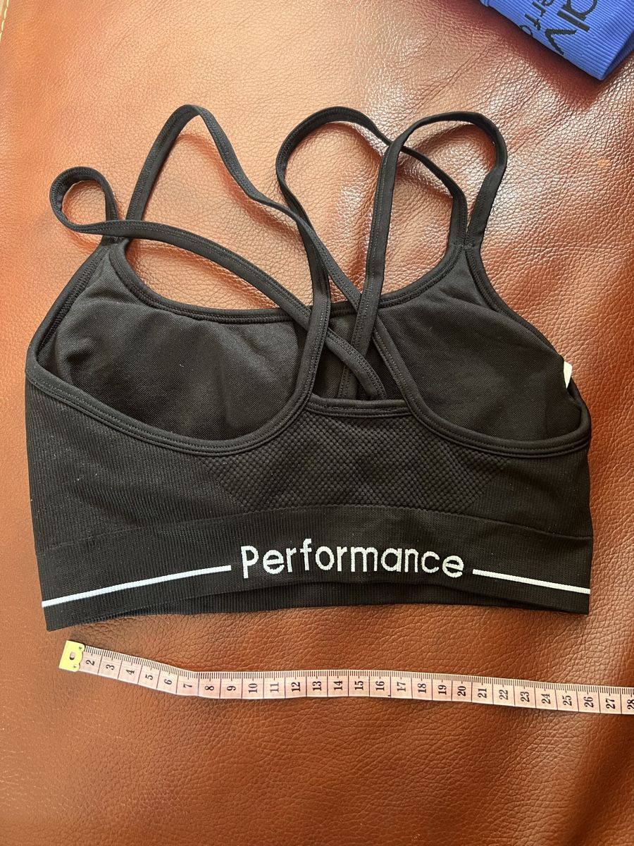 Calvin Klein Leggings: Calvin Klein Women's Active Set, size S – Nuovo e nell'imballaggio originale da Veyras venduto da ValClasse 5
