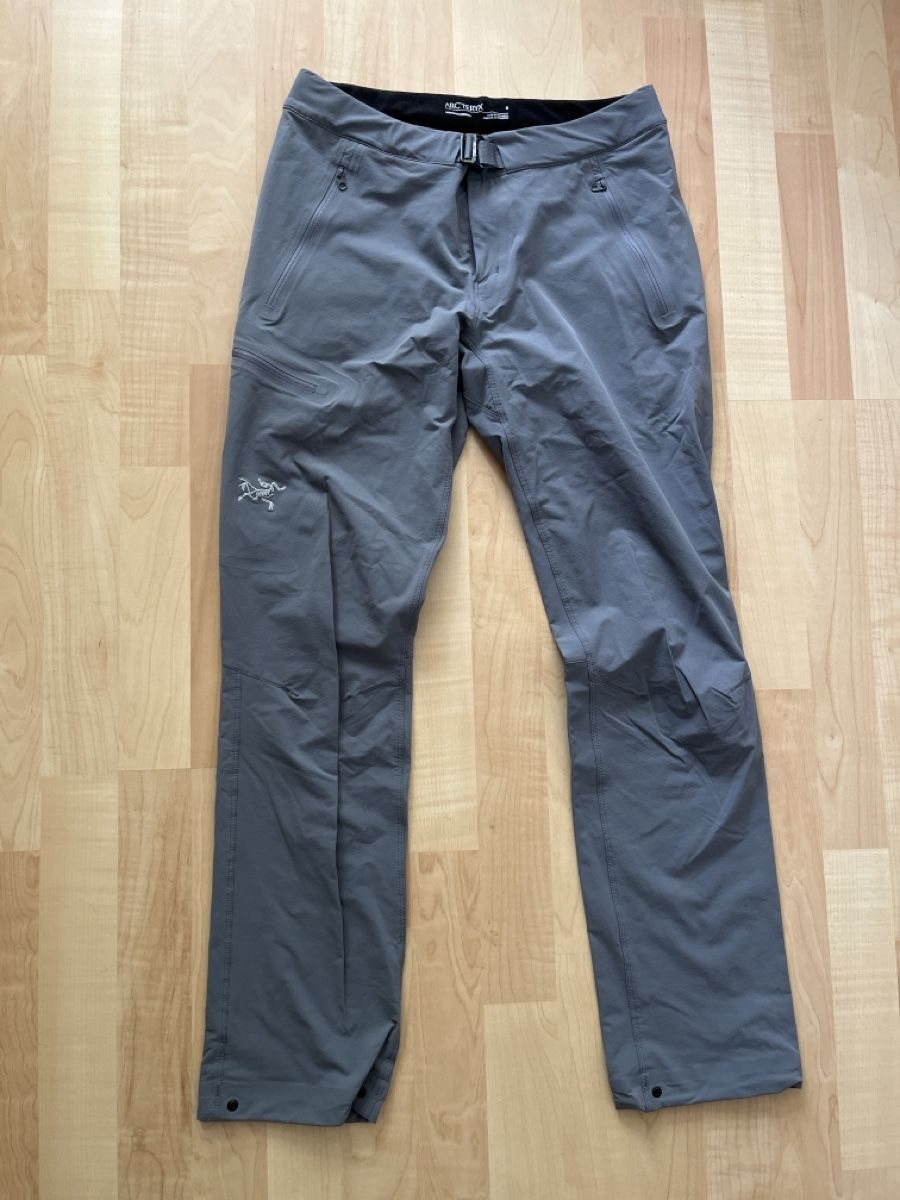 Arcteryx Pantaloni: Wanderhose Arcteryx – Usato da St. Gallen venduto da cor_c9lz