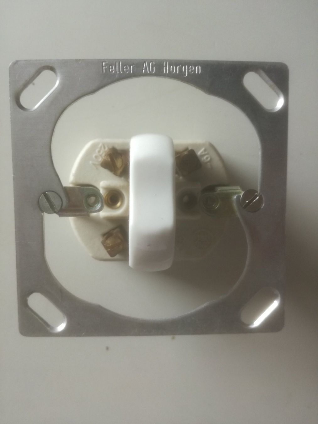 Feller Interruttori: Wippenschalter Sch 3 UP – Usato da Sursee venduto da Ursus_LU 1