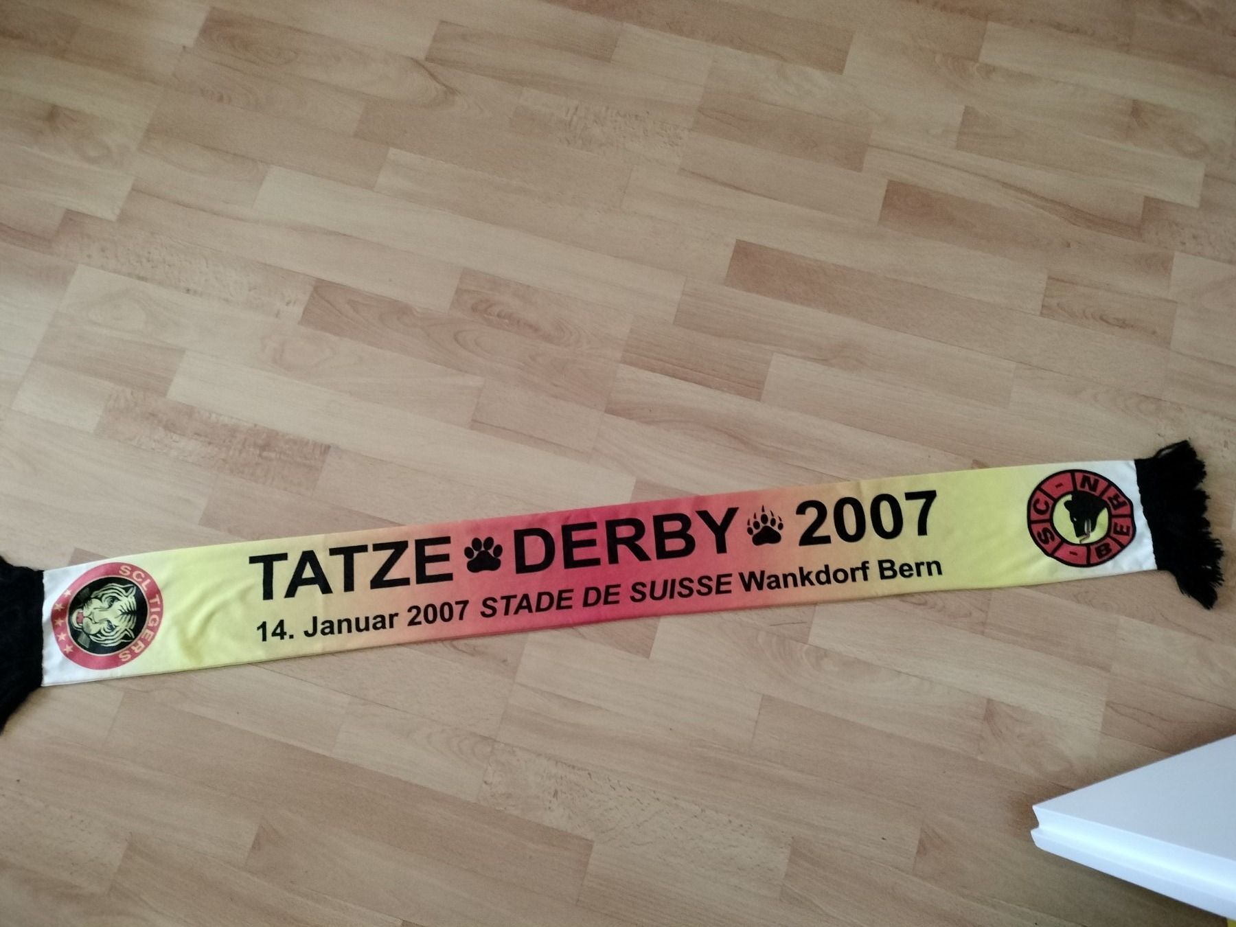Foulards, Tücher & Schals: Kult Schal , Tatzenderby 2007 – Gebraucht aus Schwanden Sigrisw von Wibe81