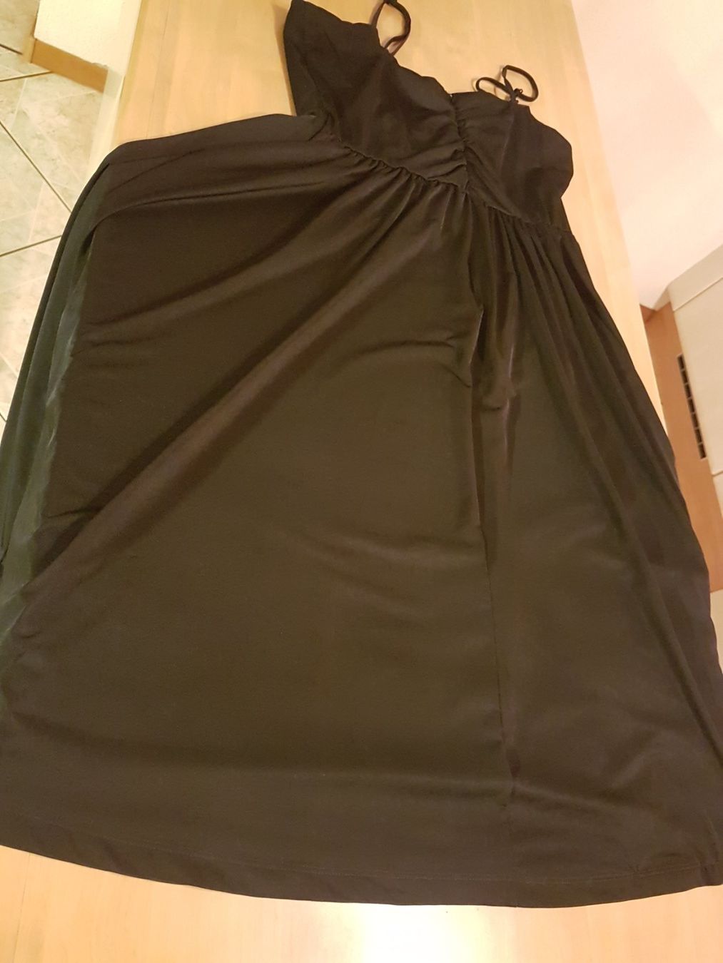 H&M Kleider: Robe taille L marque H&M – Gebraucht aus Villiers von san_jn5w 7