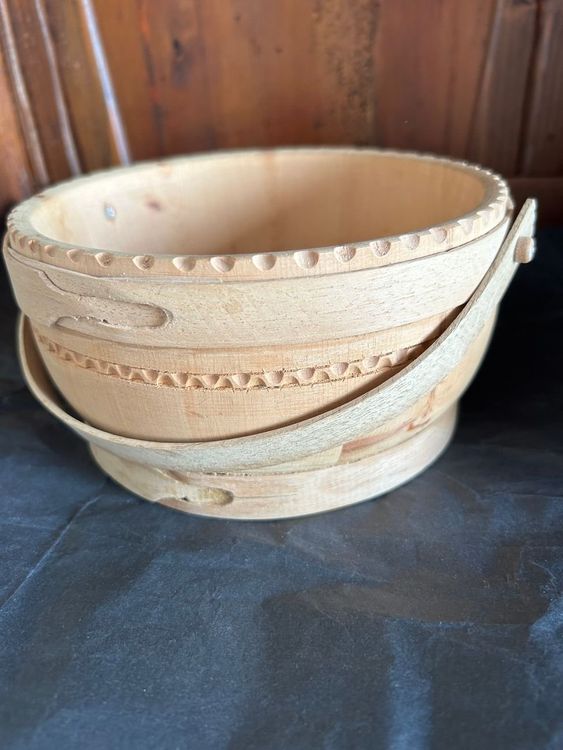 Holz Eimer - groß 15 Liter Wassereimer Seil Tau Holzeimer Sauna Kübel Holz Eimer - groß 15 Liter Wassereimer Seil Tau Holzeimer Sauna Kübel