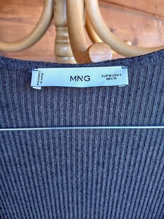 Vestiti: MANGO grey Wrap Dress – Usato da Ochlenberg venduto da Pbw_ardrobe 1