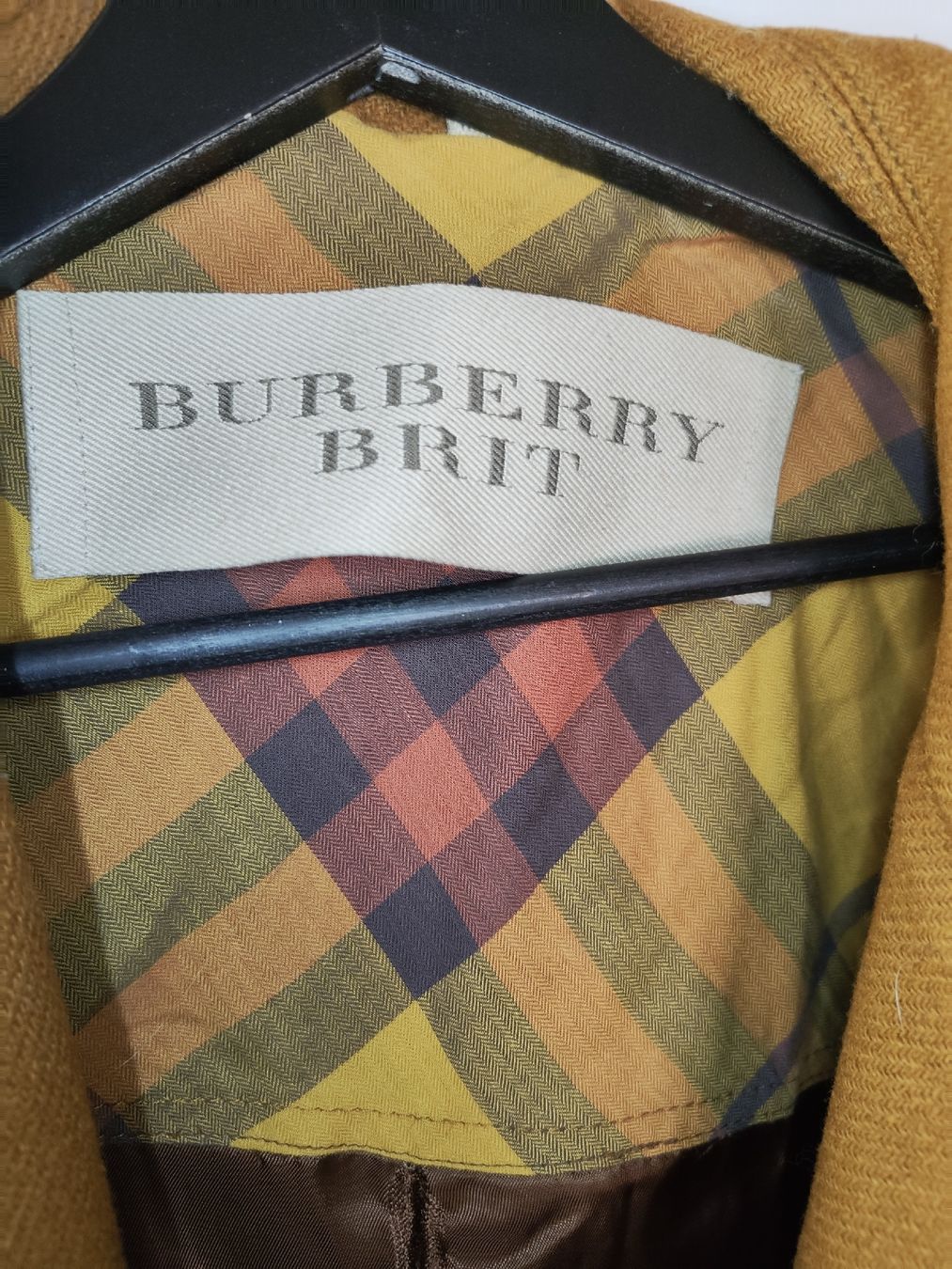 Burberry Mäntel: Burberry Mantel – Gebraucht aus Niederglatt SG von bella2022 1