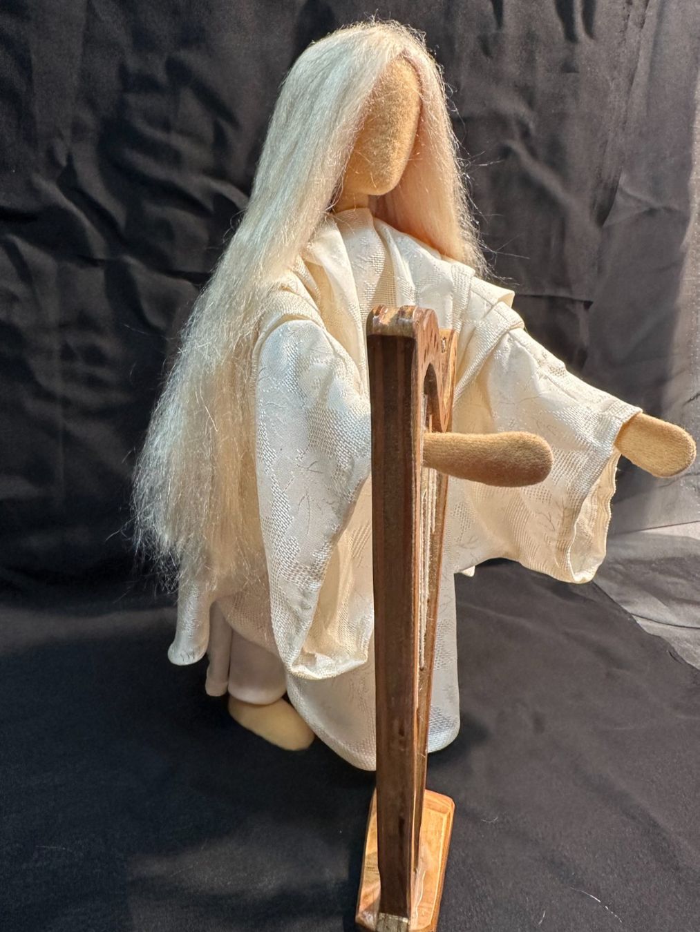 Statuette: Schwarzenberger Krippenfigur  Engel mit Harfe – Usato da Dürnten venduto da RaschaKatz 2