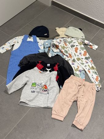 Kleiderpaket Jungen Herbst & Winter Gr. 80 11 Teile