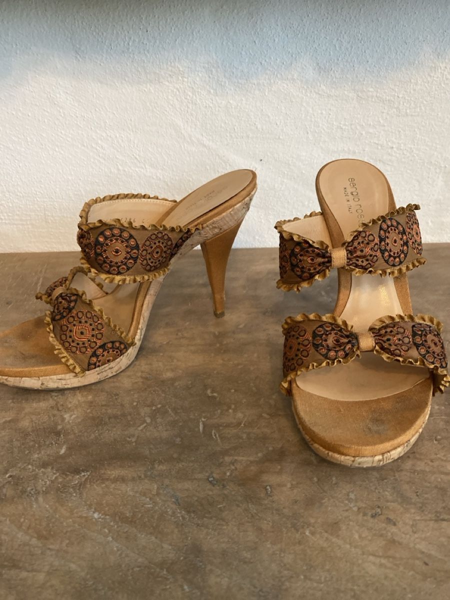Sergio Rossi Scarpe da donna: Sergio Rossi Sandalen – Nuovo (secondo la descrizione) da Rorschach venduto da lvi_p29s