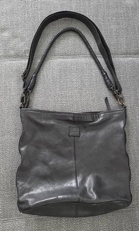 schwarze Ledertasche (Marke Bear)